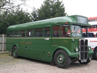 london country bus